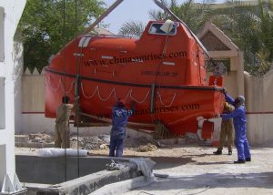 5m-Lifeboat-with-Davit-for-Training